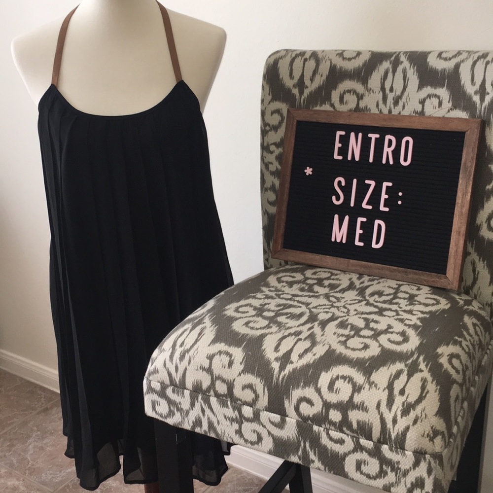 NWT entro dress • contemporary trendy sz med
